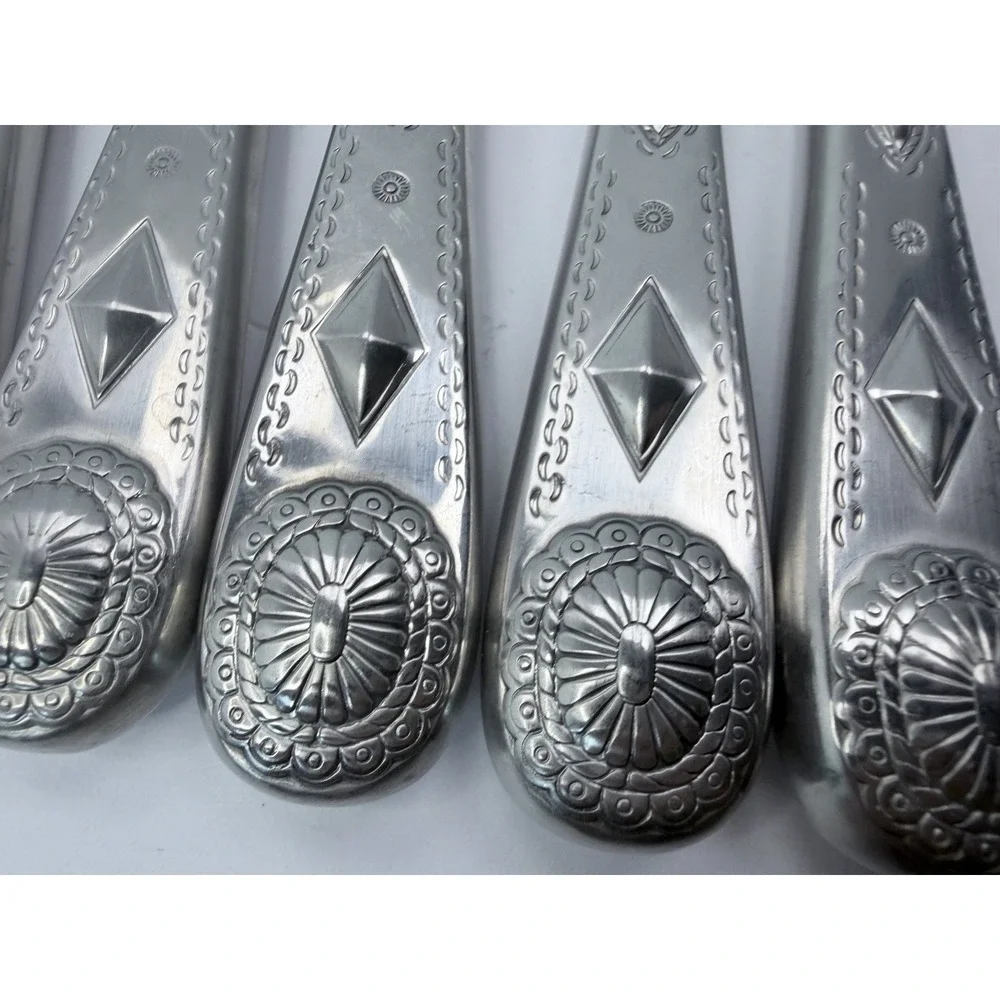 Wallace TAOS 18/10 Stainless Steel Flatware Dinner Knives Lot‎ of 8 Southwest